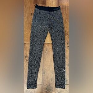 Nike pro Womens polka dot full length activewear leggings Sz small